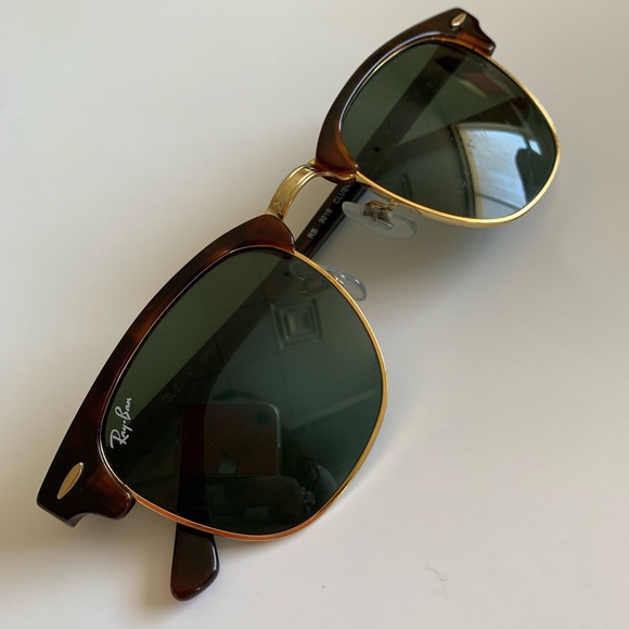 ray ban clubmaster gold trim ray ban clubmaster gold trim